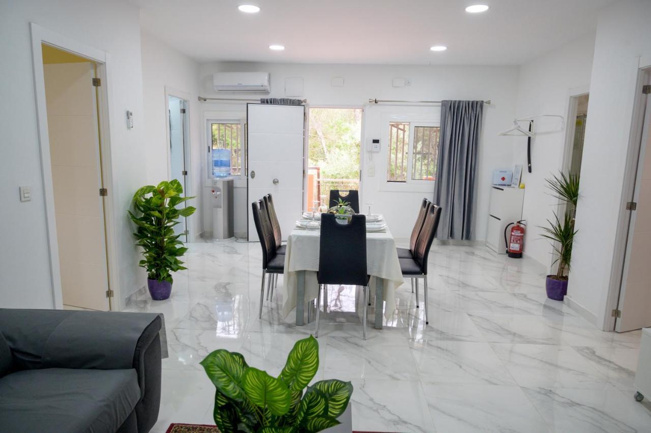 Villa Relax House Barcelone Sant Esteve Sesrovires Exterior foto